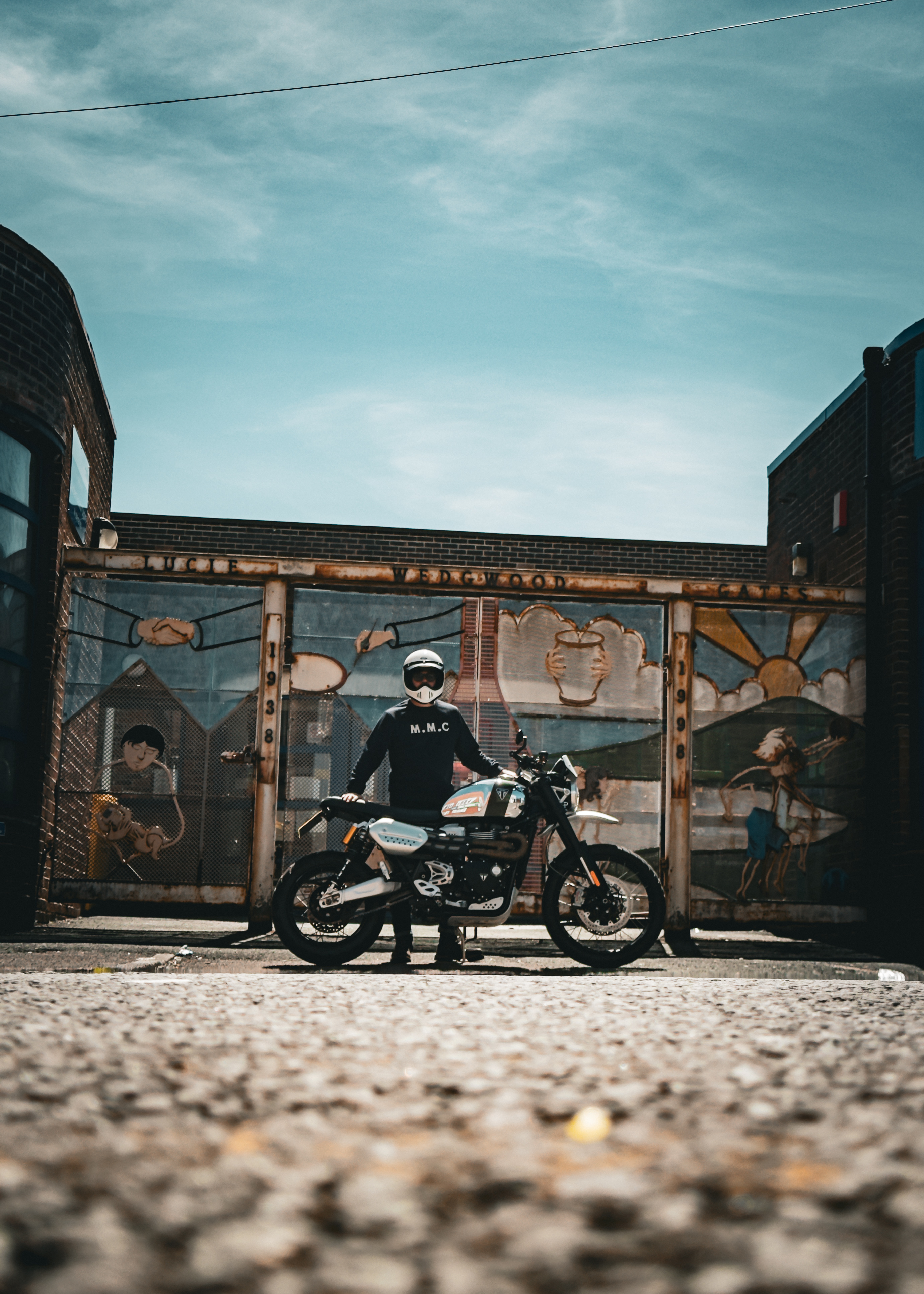 Find Beauty in Urban Motorcycle Photography